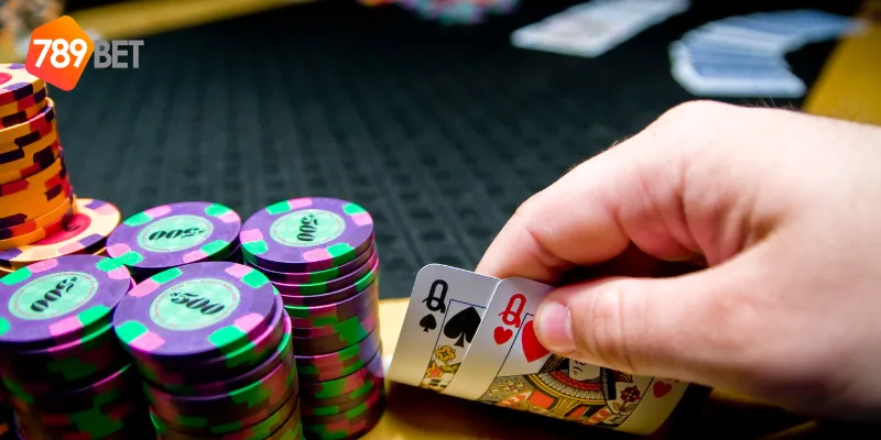 Cách chơi Poker Texas Hold'em