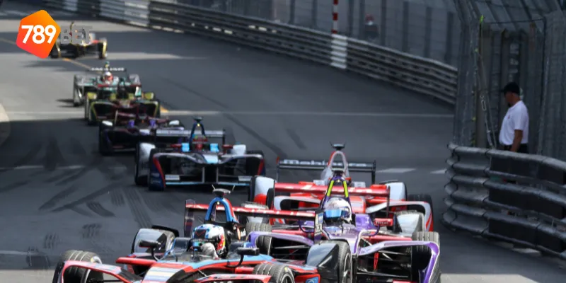 Đua xe đổi thưởng là gì?