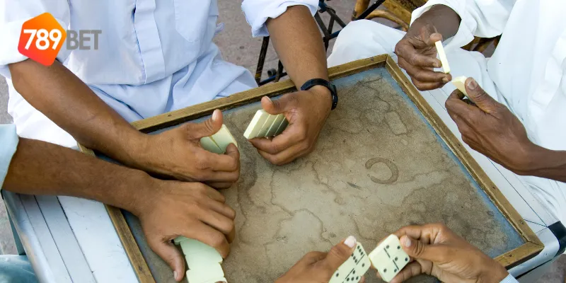 Chiến thuật chơi bài domino