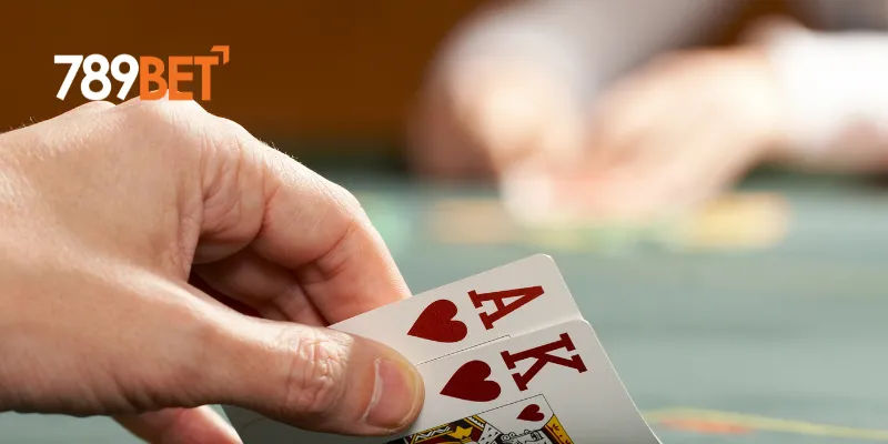 Chiến thuật chơi hand poker